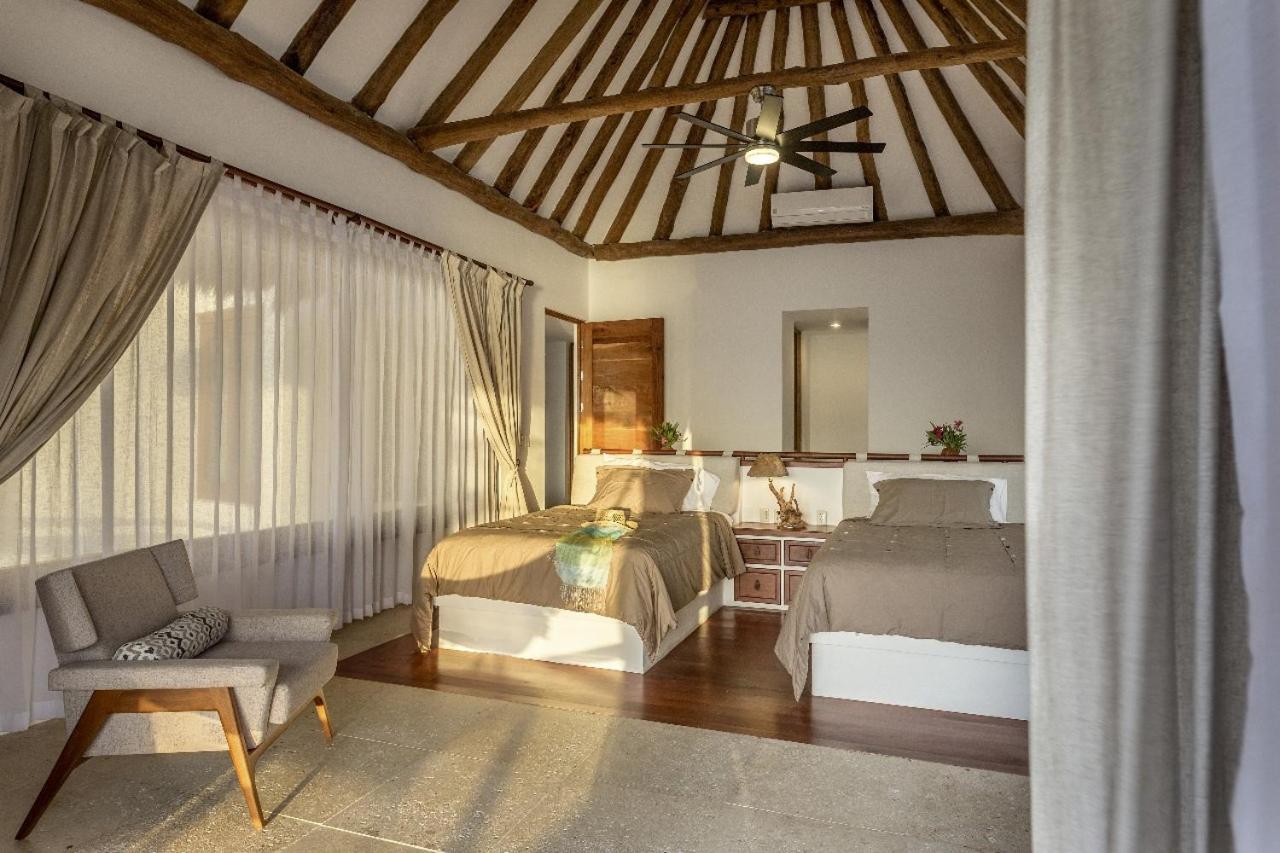 Dk Luxury Ocean Front Villa - Adults Only Остров Холбокс Экстерьер фото