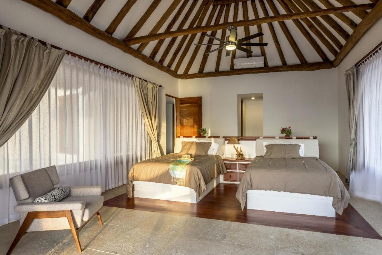 Dk Luxury Ocean Front Villa - Adults Only Остров Холбокс Экстерьер фото